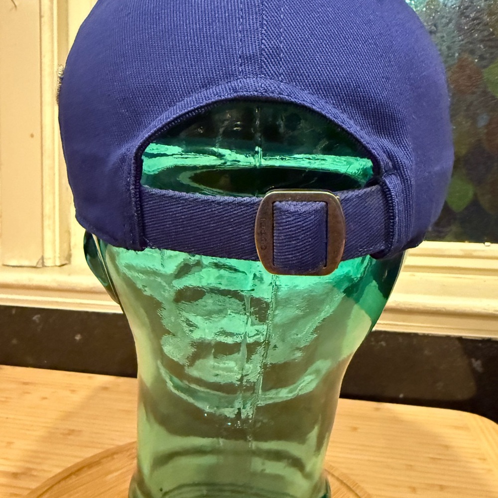 Gucci Royal Blue Cap with Embroidered Butterfly - Picture 3 of 11